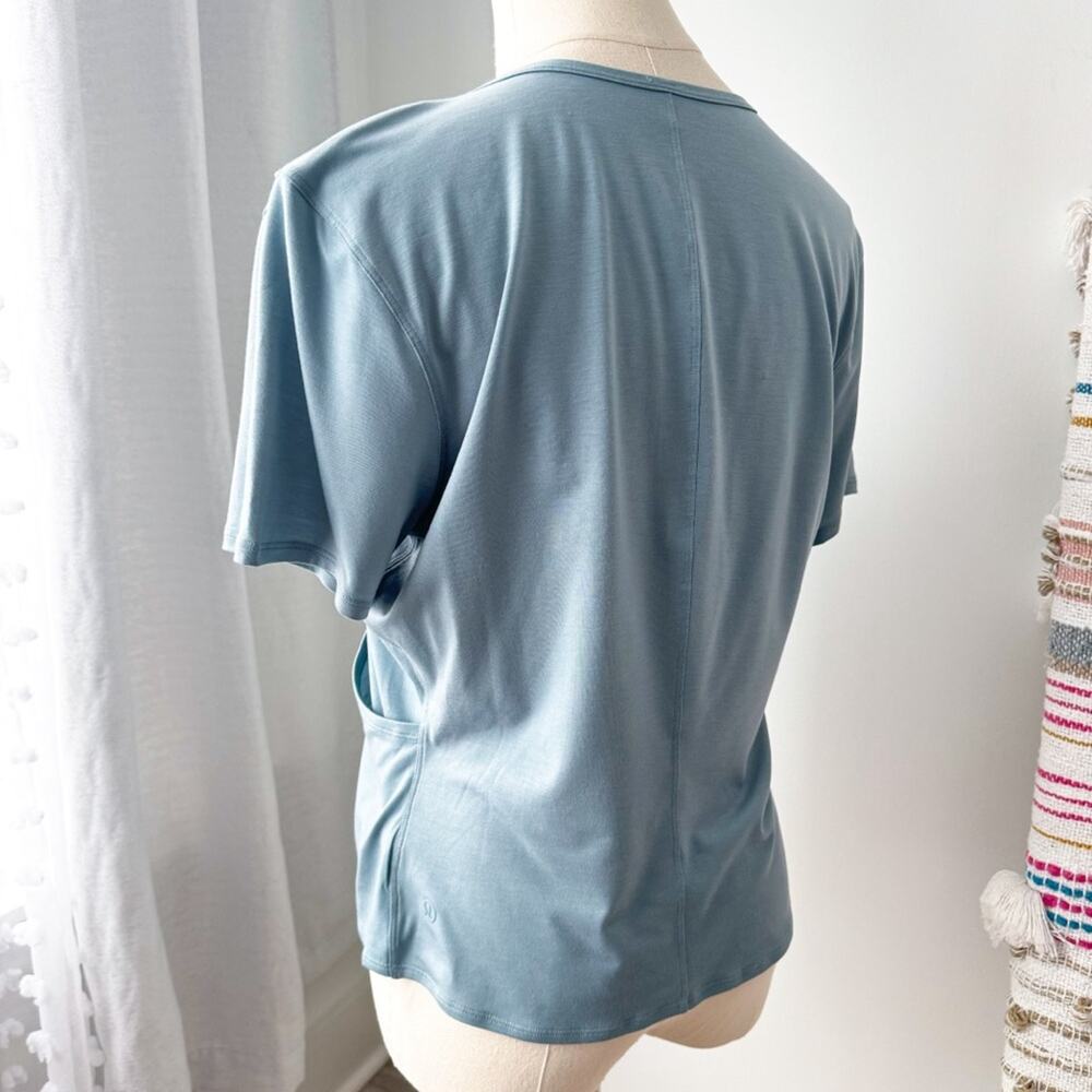 Lululemon Round Trip Short Sleeve Blue Cast Faux Wrap T-Shirt Women’s Size 4 - Picture 4 of 7